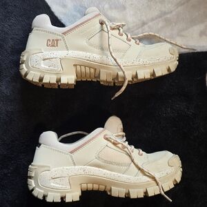 Caterpillar Cream and Pink Lace-Up Trail Sneakers